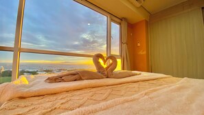 Egyptian cotton sheets, premium bedding, down comforters - SMDC Breeze Residences Pasay (Pasay)