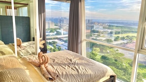 Egyptian cotton sheets, premium bedding, down duvets, memory-foam beds - SMDC Breeze Residences Pasay (Pasay)