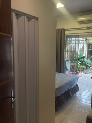 4 bedrooms, WiFi - Summer house, perfect for large families (Pontal do Paraná)