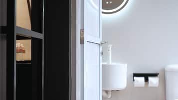 Deluxe Quad, Window | Banheiro | Chuveiro, produtos de toalete grátis