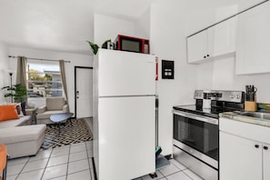 Apartment | 3 bedrooms - Triplex With 3 Bedrooms 6 Min Beach Free Parking (Dania Beach)