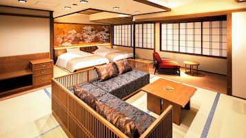Premium Twin Room, Non Smoking (Adults only) | Desk, free WiFi, bed sheets