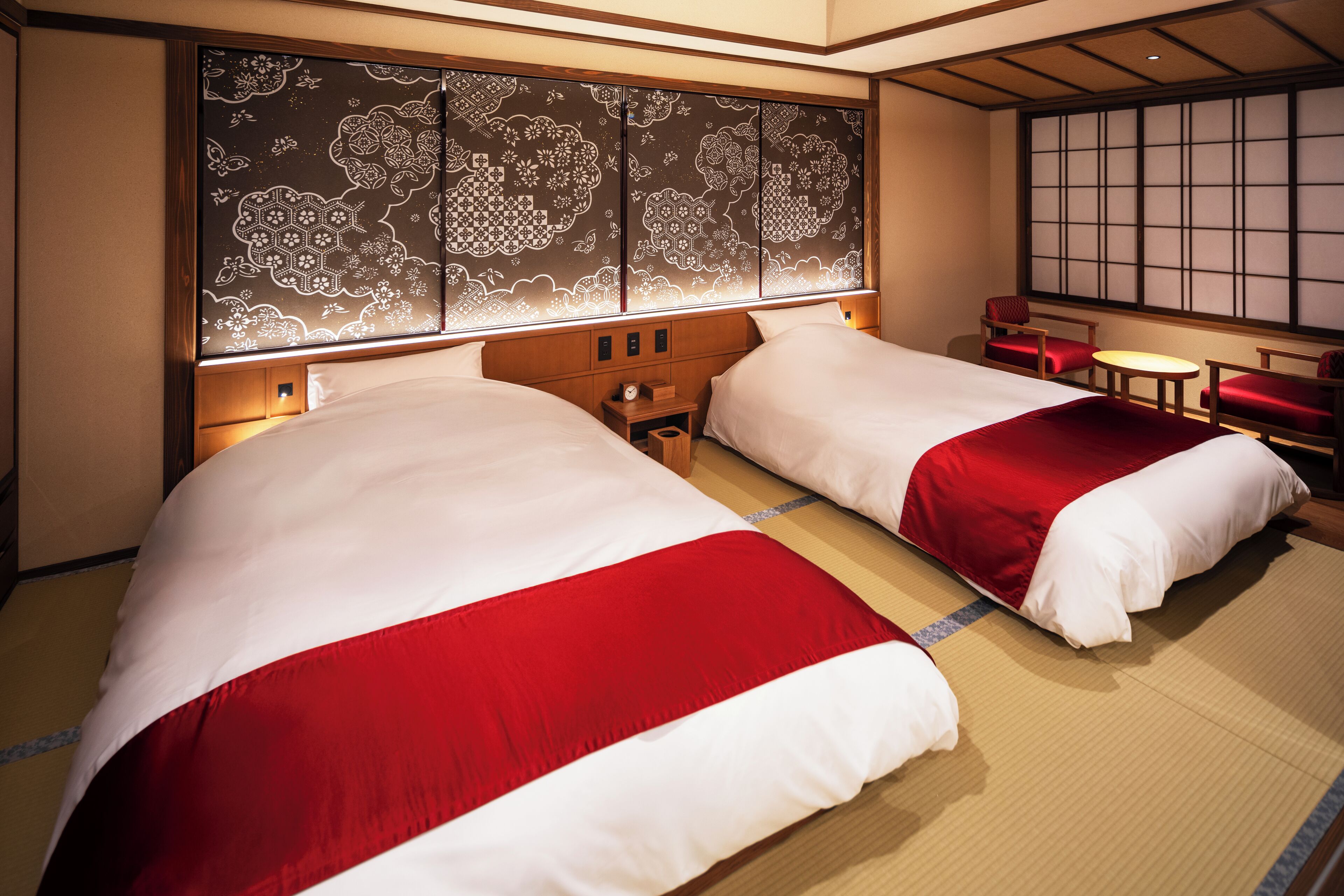 Standard Quadruple Room, Non Smoking (Adults only) | Desk