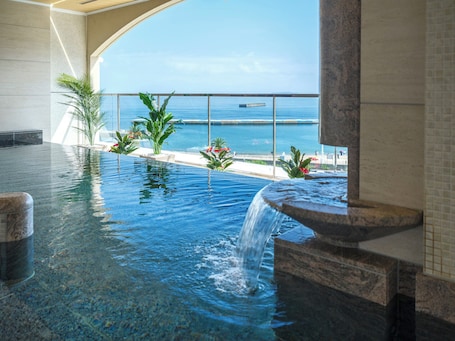 Public bath. La Vista Atami Terrace