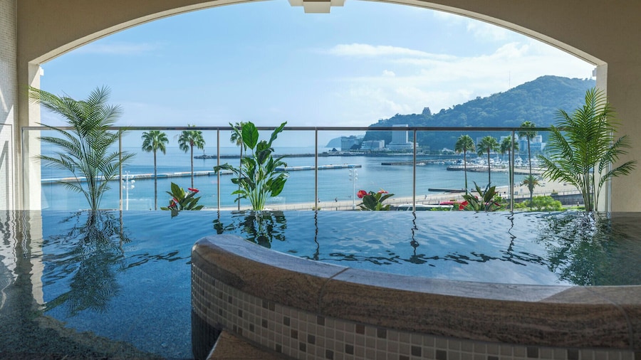 La Vista Atami Terrace