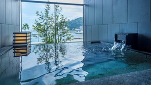 星評価なしの画像、2 / 103、ボタン