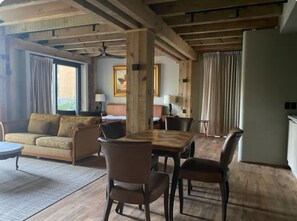 Luxury Apartment | Living room