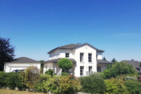 Ferienwohnung Apart (Riedenburg-Gleislhof)-Wohnhaus mit Garten