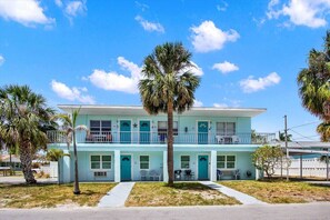 Exterior - 1BR Coastal Escape - 5 min Walk to Beach! (Indian Rocks Beach)