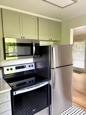 Microwave, oven, stovetop, dishwasher