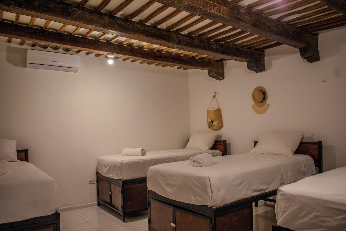 Comfort Shared Dormitory | Free WiFi