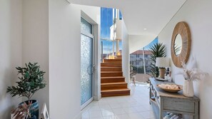 Interior - Skywater Retreat 3 bedrooms (The Entrance)