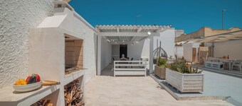 Villa Benedetta On SeaShore, Lecce, Italy