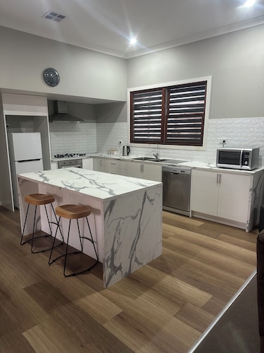 Awesome Central Horsham Home