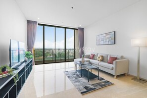 Apartment, 2 Bedrooms, City View | Living area