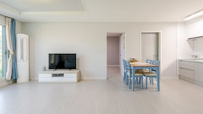 Basic Room, 3 Bedrooms (Stay 3)