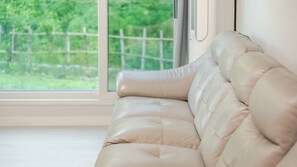 Basic-Zimmer, 3 Schlafzimmer (Stay 4(pet)) | 3 Schlafzimmer, kostenloses WLAN