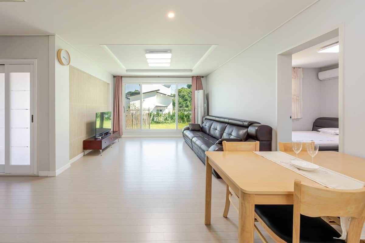 Basic Room, 3 Bedrooms (Stay 2) | 3 bedrooms, free WiFi