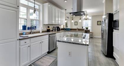 Spacious 4 BR 4 Bath Home- 2 primary suites. Great for Groups + Walk to Beach!