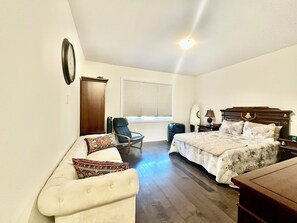 3 Schlafzimmer, Bügeleisen/Bügelbrett, Reisekinderbett, kostenloses WLAN