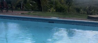 Cozy 1-bedroom apartment in adorable Tobago with AC, WiFi