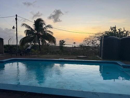 Cozy 1-bedroom apartment in adorable Tobago with AC, WiFi
