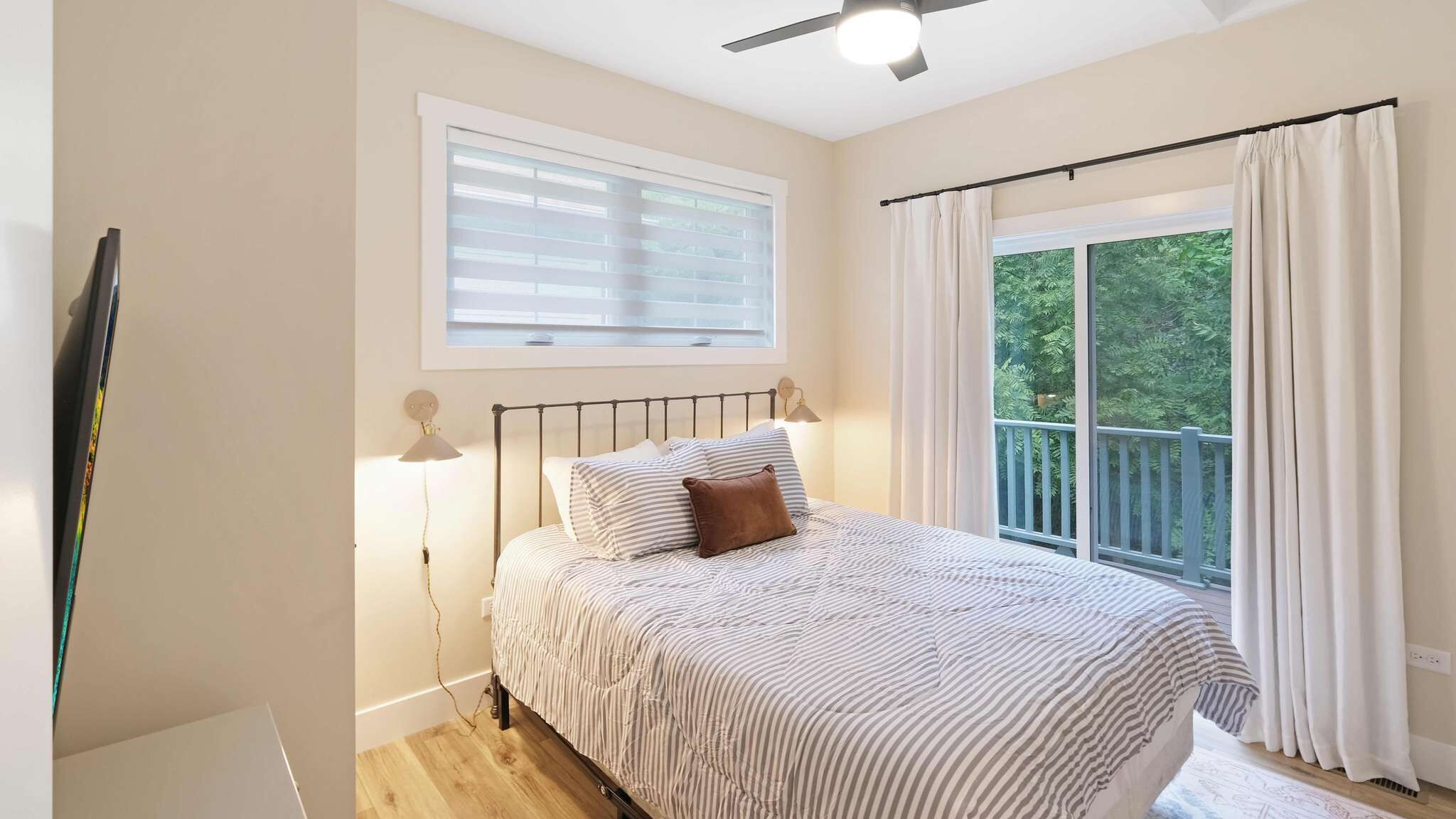 2 bedrooms, iron/ironing board, free WiFi, bed sheets