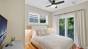 2 slaapkamers, een strijkplank/strijkijzer, wifi, beddengoed