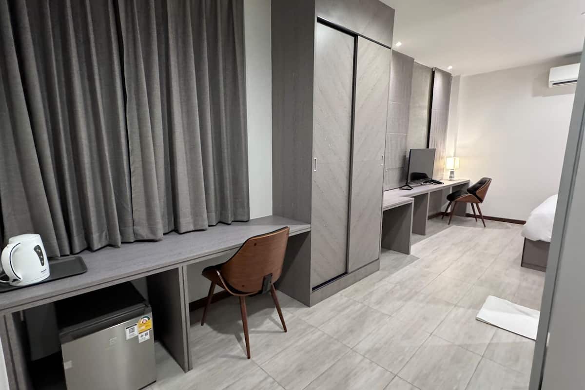Deluxe dubbelrum | Skrivbord, gratis wi-fi och sängkläder