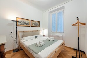 Familielejlighed - 2 soveværelser - 2 badeværelser (Castelletto House Genova City Center) | 2 soveværelser, gratis Wi-Fi, sengetøj