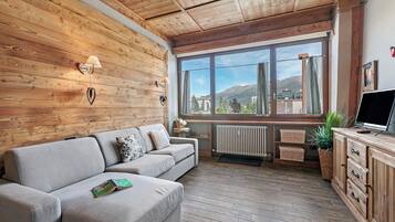 21-Zoll-Smart-TV mit Kabelempfang