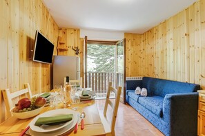 Standard-Apartment, Mehrere Schlafzimmer (Appartamento la Cerbiatta) | Wohnbereich