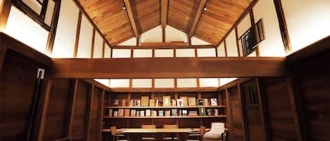 Luxury Villa | Free minibar items, desk, laptop workspace, free WiFi