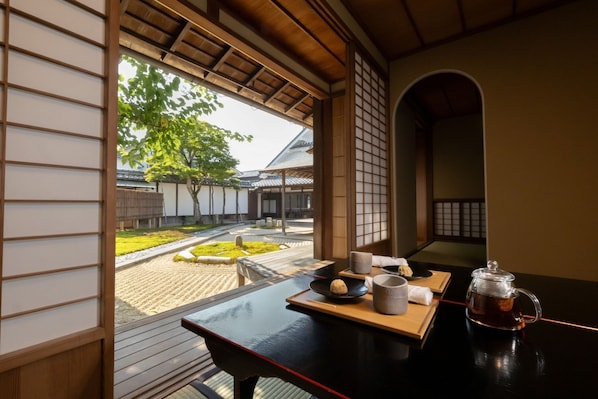 Luxury Villa | Garden view - mameya (Sasayama)