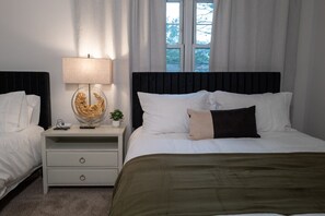 2 bedrooms, desk, iron/ironing board, free WiFi