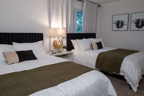Desk, iron/ironing board, free WiFi, bed sheets