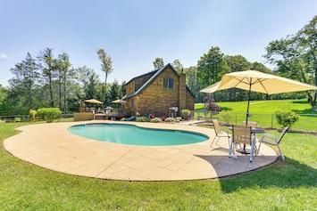 Glen Wild Vacation Rental | 4BR | 2BA | 1,640 Sq Ft | 2 Steps to Enter