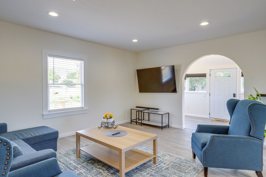 Walk To Dtwn Tehachapi: Updated Getaway W/ Yard! - Tehachapi, CA