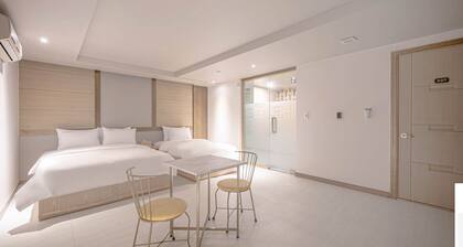 Zzam Hotel