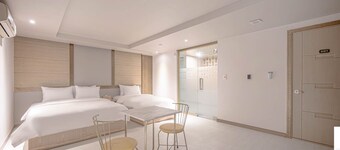 Zzam Hotel