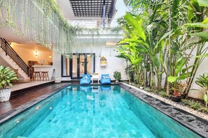 Piscine extérieure