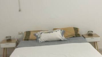 2 chambres, fer et planche Ă repasser, Wi-Fi, draps fournis