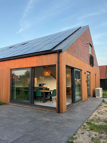 Newly renovated apartments on large grounds