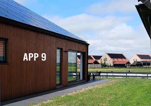 Newly renovated apartments on large grounds