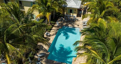 Modern Luxury Townhome near Beach/Golf/Boating