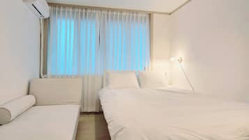2 bedrooms, desk, free WiFi, bed sheets