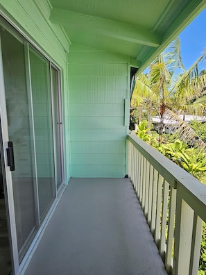 Classic Studio, Partial Ocean View (Manō) | Terrace/patio
