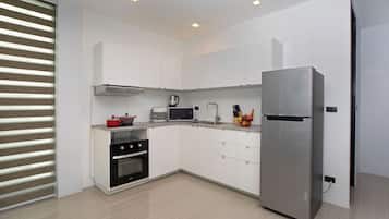 Familjevilla - 4 sovrum - privat pool - utsikt mot poolen | Eget kök | Vattenkokare