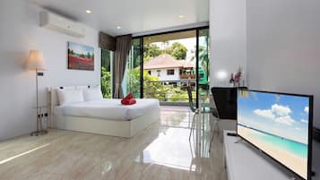 Family Villa, 4 Bedrooms, Private Pool, Pool View | Free WiFi, bed sheets