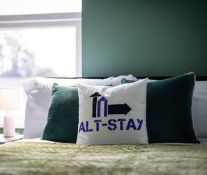 4 bedrooms, desk, iron/ironing board, free WiFi